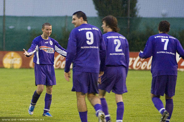 Gratulationen an den Sch�tzen zum 4:0 Mario Messner