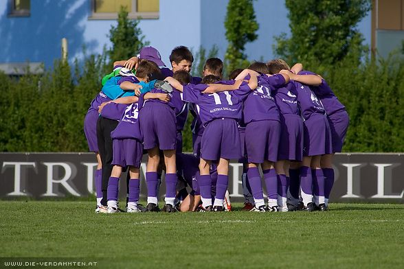 ...geht die U11 in den Motivationszirkel...