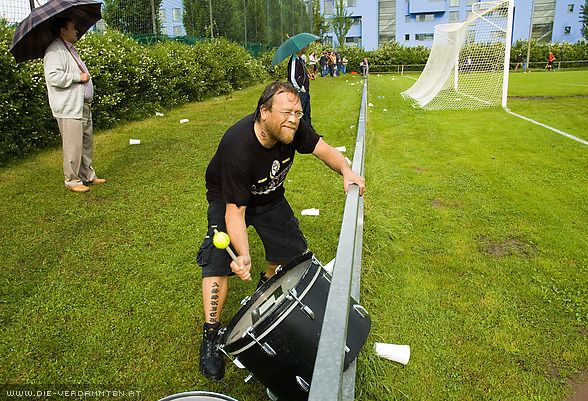 Der mit dem Regen trommelt