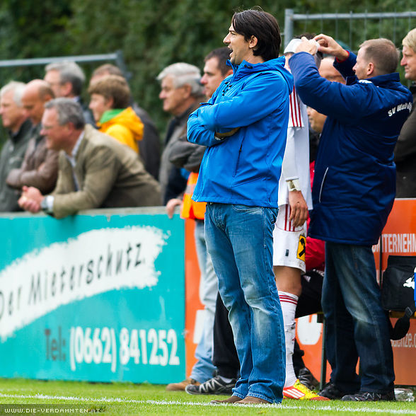 Gr�nau-Coach Rene Pessler