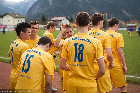 Heimmannschaft vor dem Spiel