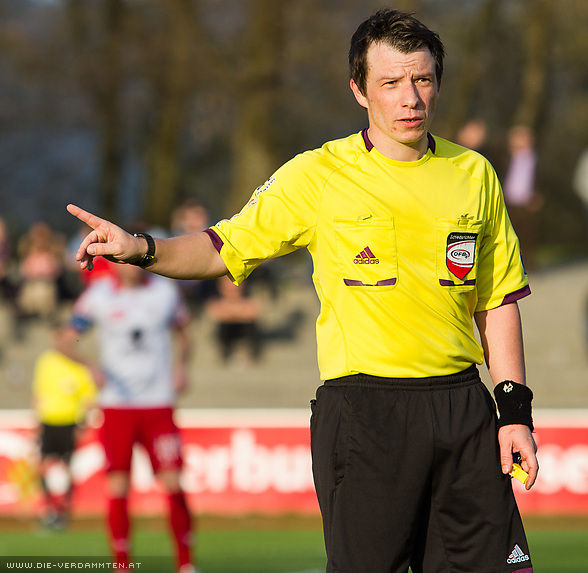 Schiedsrichter Reinhold Fischer